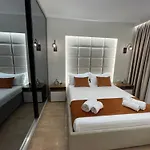 Gold Luxury House 아파트 *