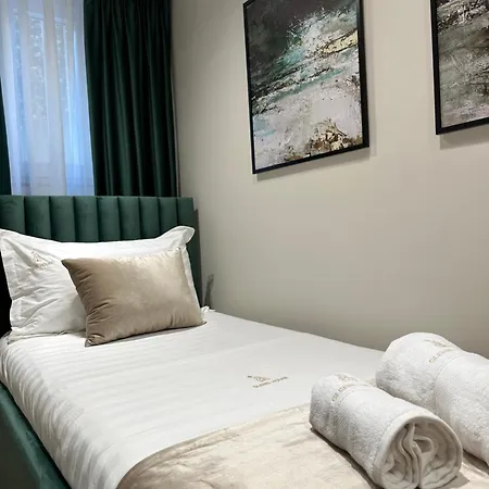 Gold Luxury House Apartment Durres